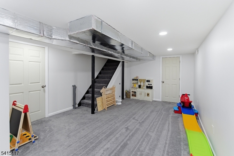 Green Tree - Residential