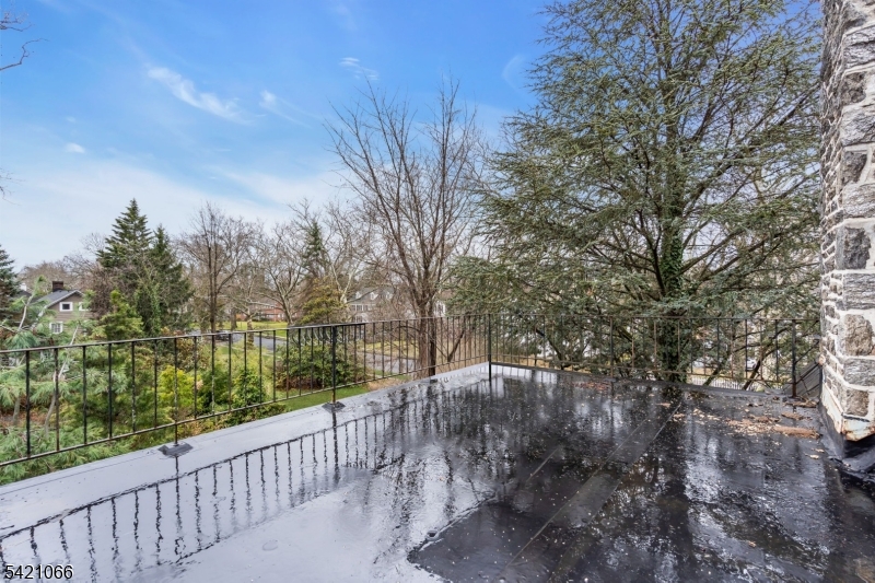 PUTNAM/WATCHUNG HISTORIC D - Residential