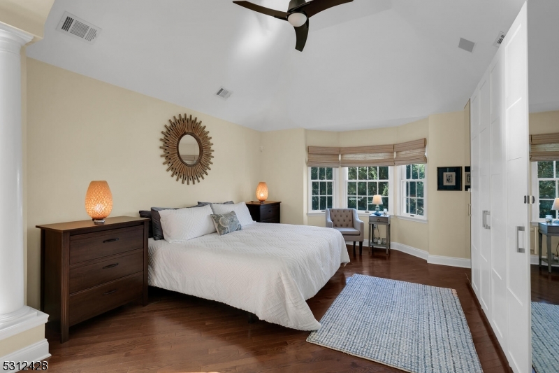 Beacon Crest - Residential