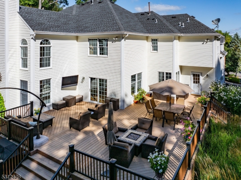 Beacon Crest - Residential