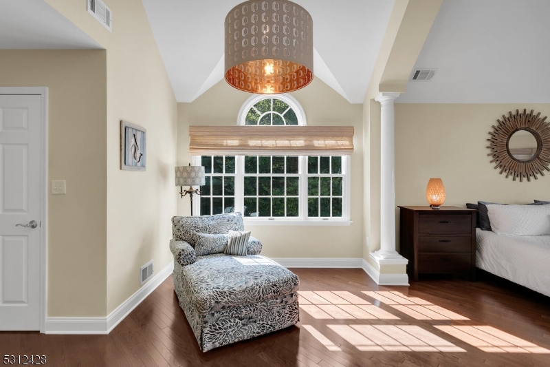 Beacon Crest - Residential