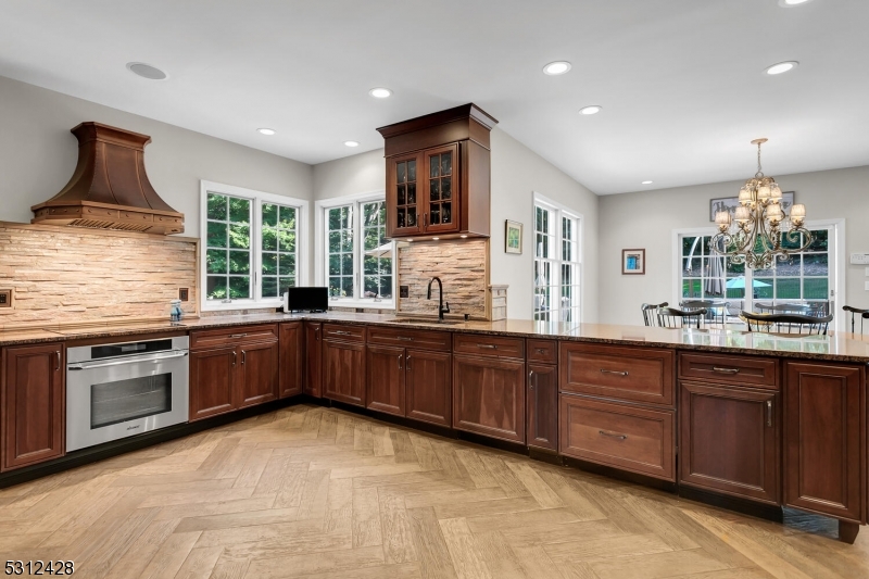 Beacon Crest - Residential