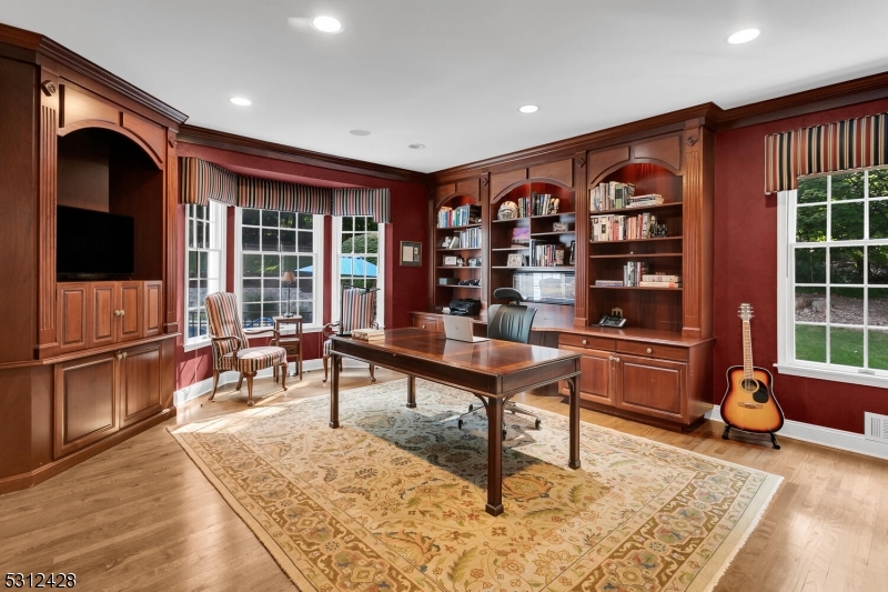 Beacon Crest - Residential