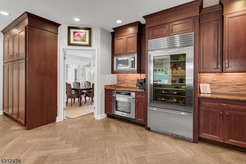 Beacon Crest - Residential