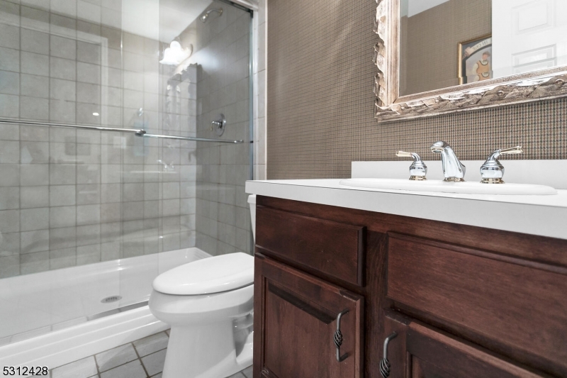 Beacon Crest - Residential