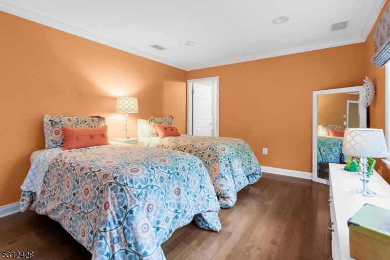 Beacon Crest - Residential