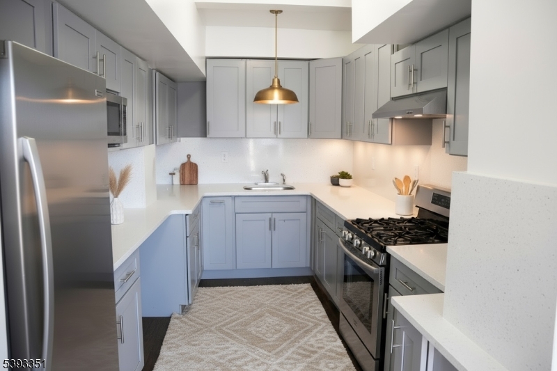 Falcon Towers - Residential