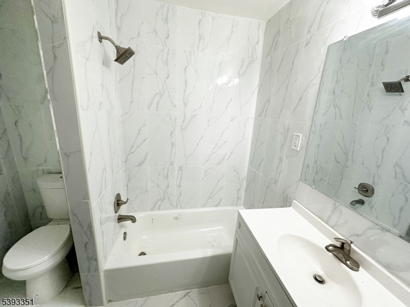 Falcon Towers - Residential