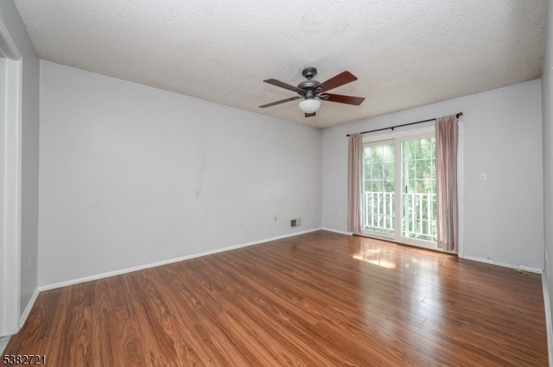 Society Hill at Somerset 6 - Residential