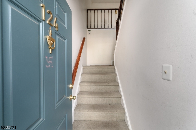 Society Hill at Somerset 6 - Residential