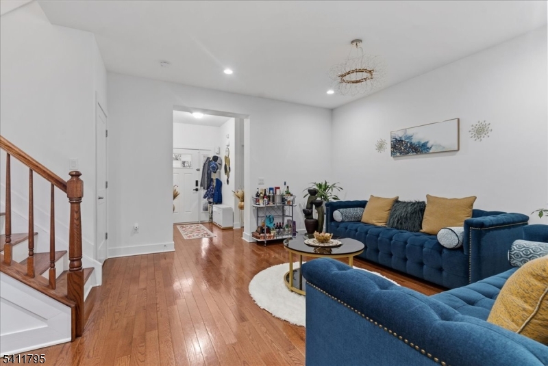 WOODHAVEN - Residential