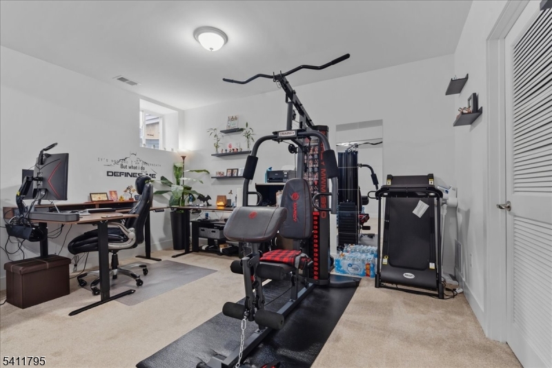 WOODHAVEN - Residential