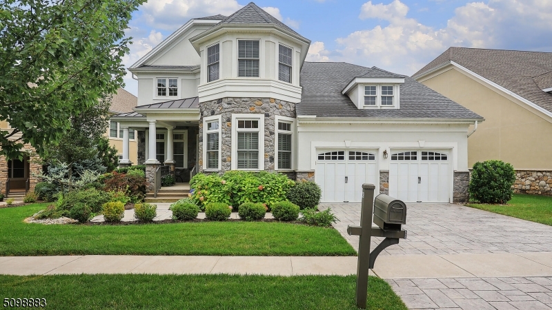 Four Seasons at Promenade - Residential