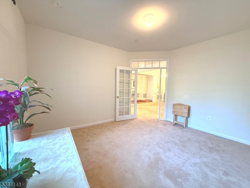 SOMERSET RUN COMMUNITY - Residential