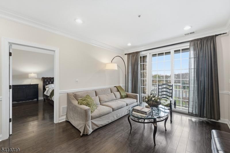 Four Seasons at Bridgewater - Residential