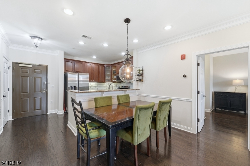 Four Seasons at Bridgewater - Residential