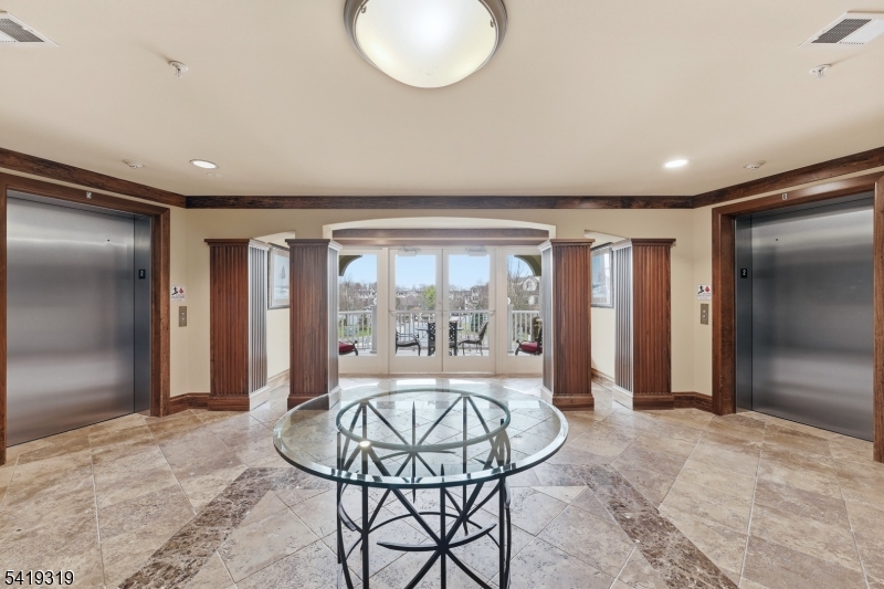 Four Seasons at Bridgewater - Residential