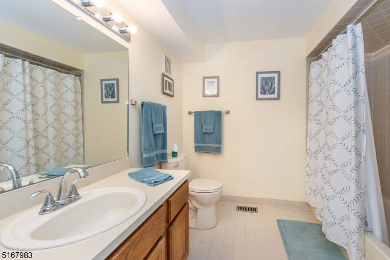 Spring Ridge - Residential