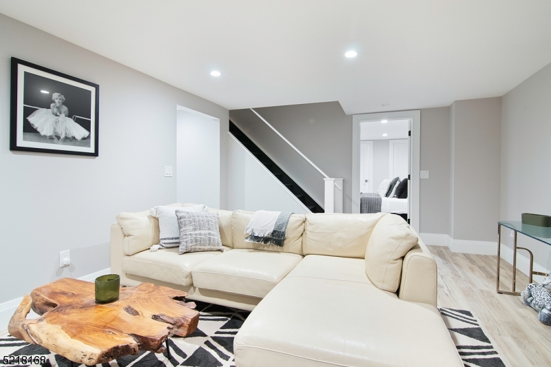 Hartshorn - Residential