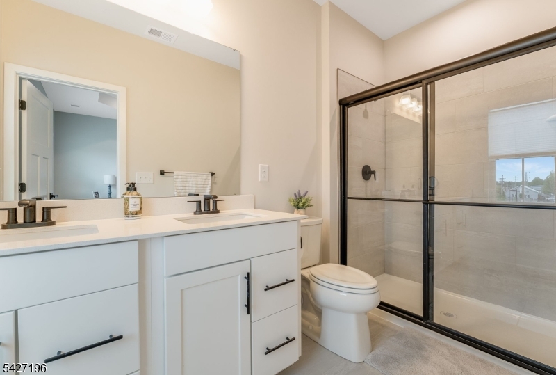 Hackettstown Crossing - Residential