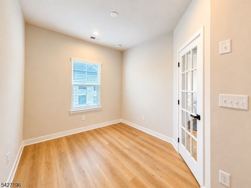 Hackettstown Crossing - Residential