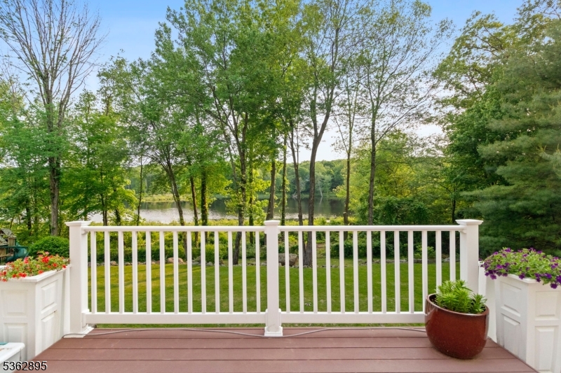 Woodlake Crest - Residential