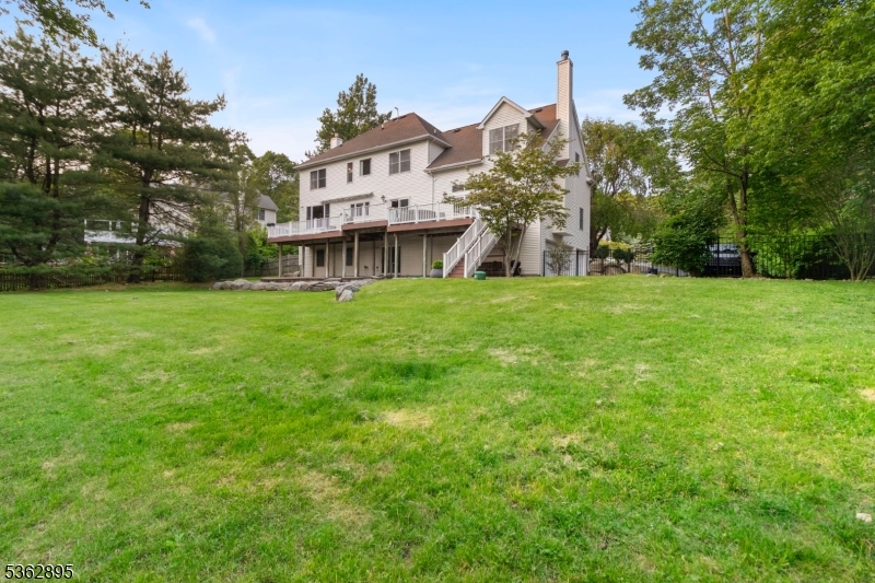 Woodlake Crest - Residential