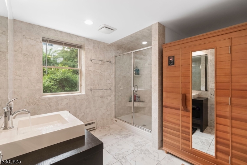 Woodlake Crest - Residential