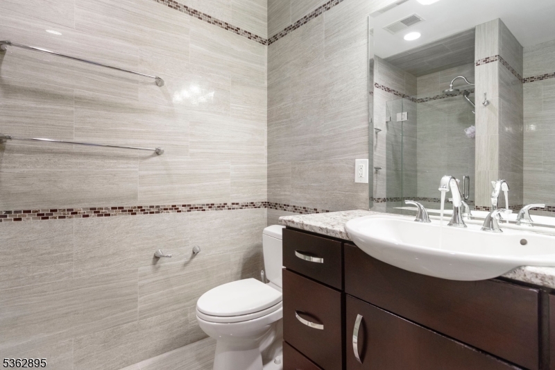 Woodlake Crest - Residential