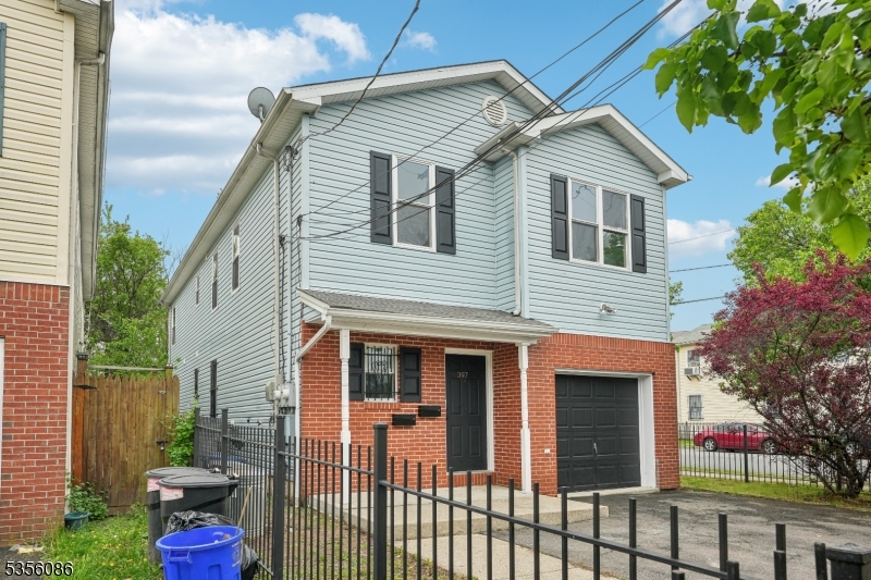 397-399 18Th Ave