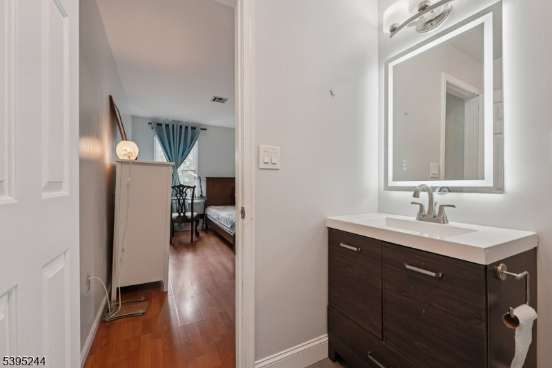 Forrest Gate - Residential Lease