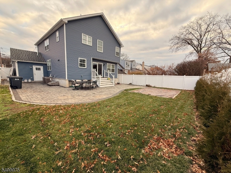 WASHINGTON SCHOOL - Residential