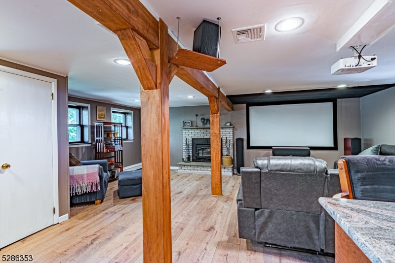 Rock Ridge - Residential