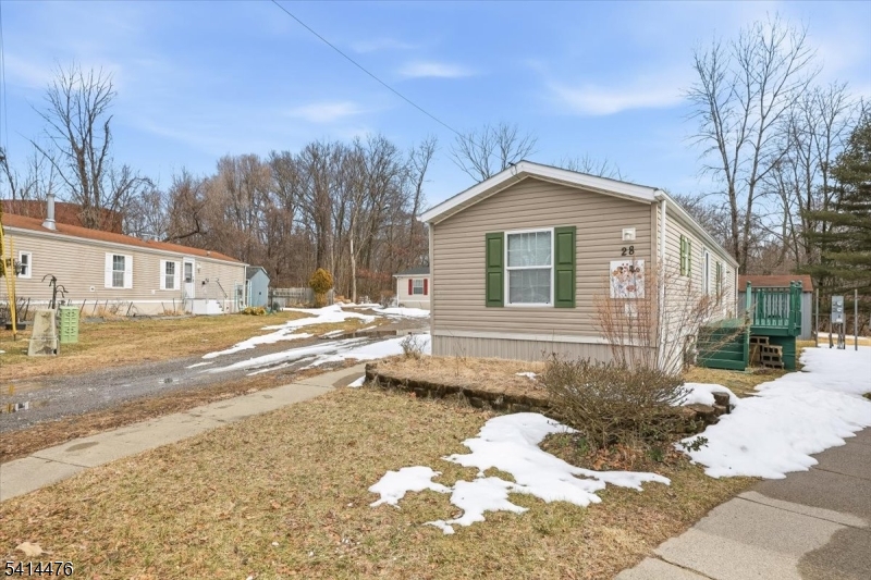 Riverview Senior Park - Residential