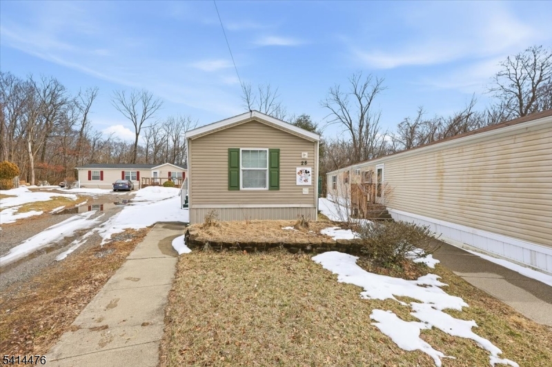 Riverview Senior Park - Residential