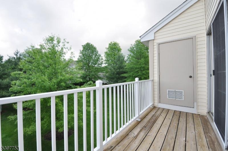 Spring Ridge - Residential