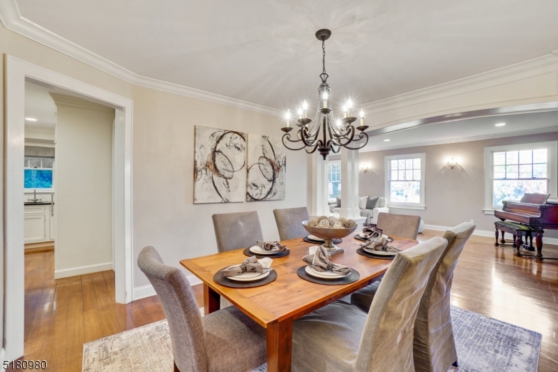 SOUTH MOUNTAIN ESTATES - Residential