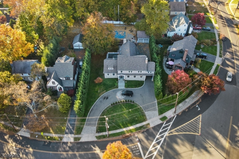 SOUTH MOUNTAIN ESTATES - Residential