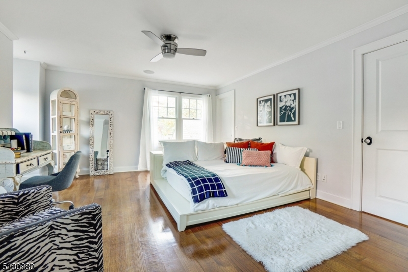 SOUTH MOUNTAIN ESTATES - Residential