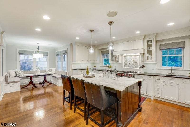 SOUTH MOUNTAIN ESTATES - Residential