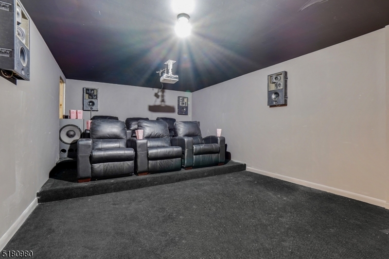 SOUTH MOUNTAIN ESTATES - Residential