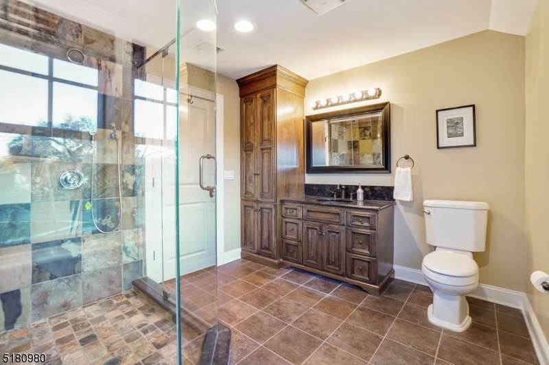 SOUTH MOUNTAIN ESTATES - Residential