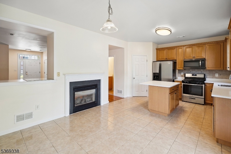 Montgomery Hills - Residential