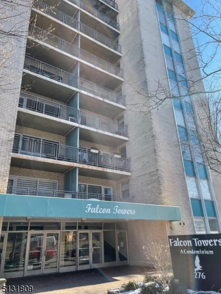 FALCON TOWERS CONDOMINIUM - Residential