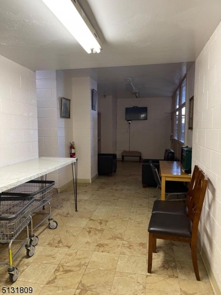 FALCON TOWERS CONDOMINIUM - Residential