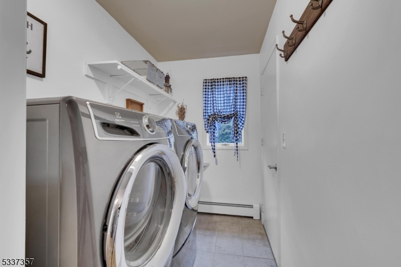 Schooleys Mtn - Residential