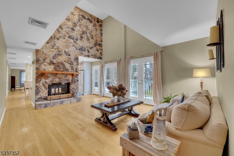 Schooleys Mtn - Residential