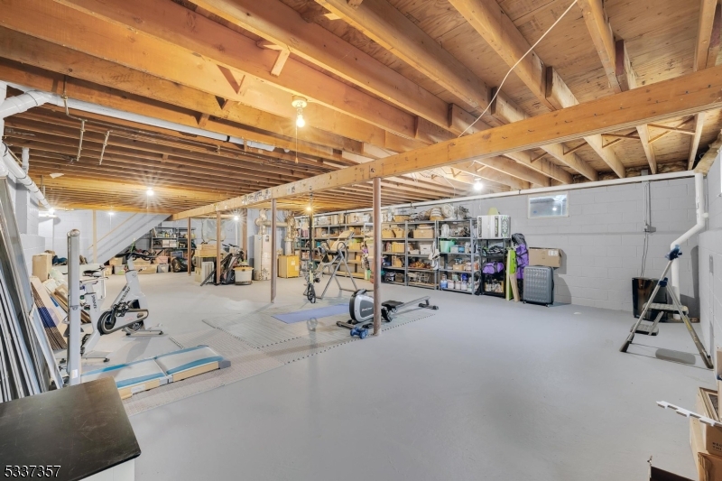 Schooleys Mtn - Residential