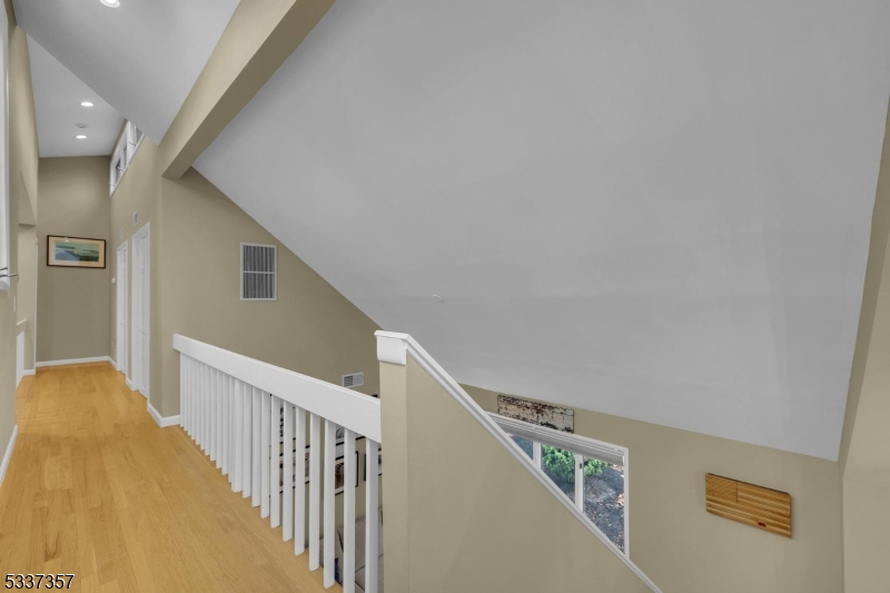 Schooleys Mtn - Residential