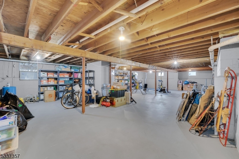 Schooleys Mtn - Residential